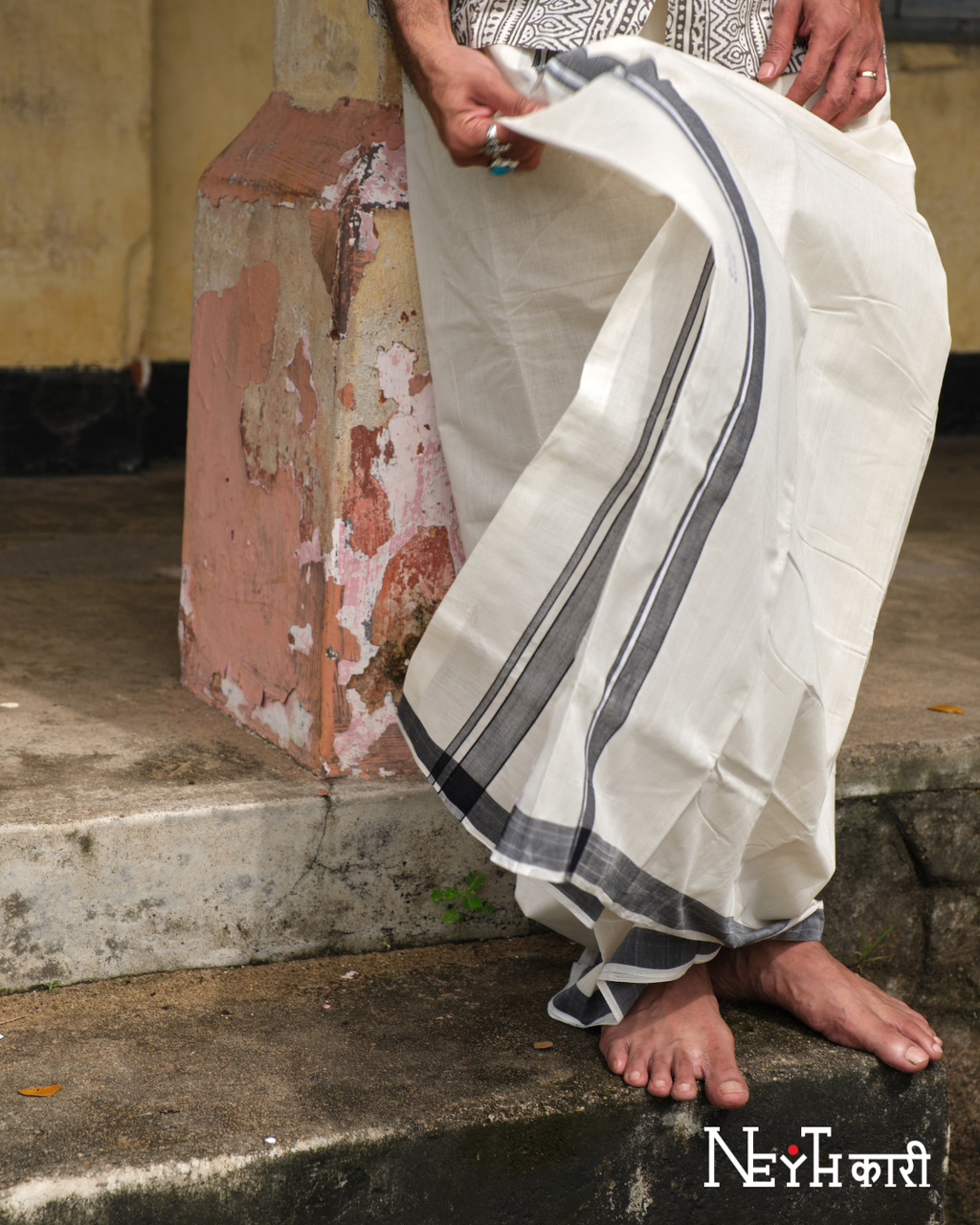 Black Kara double mundu 10