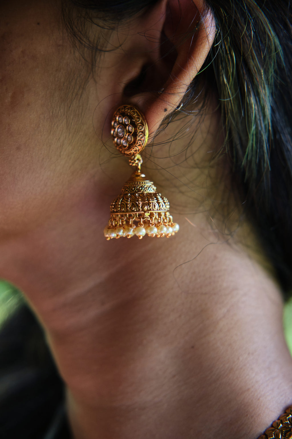Vellakallu jhumka