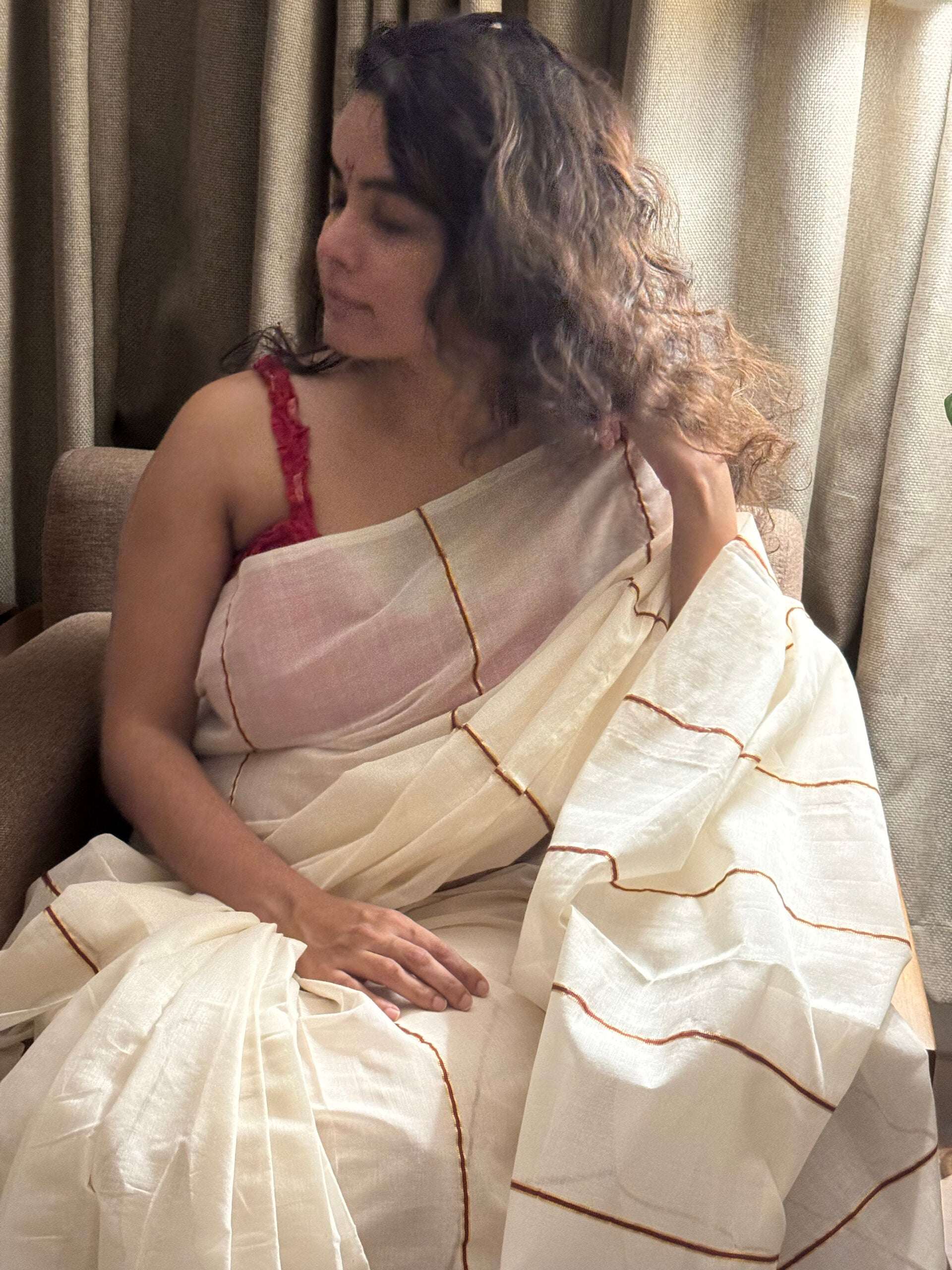 Anikha Saree 4