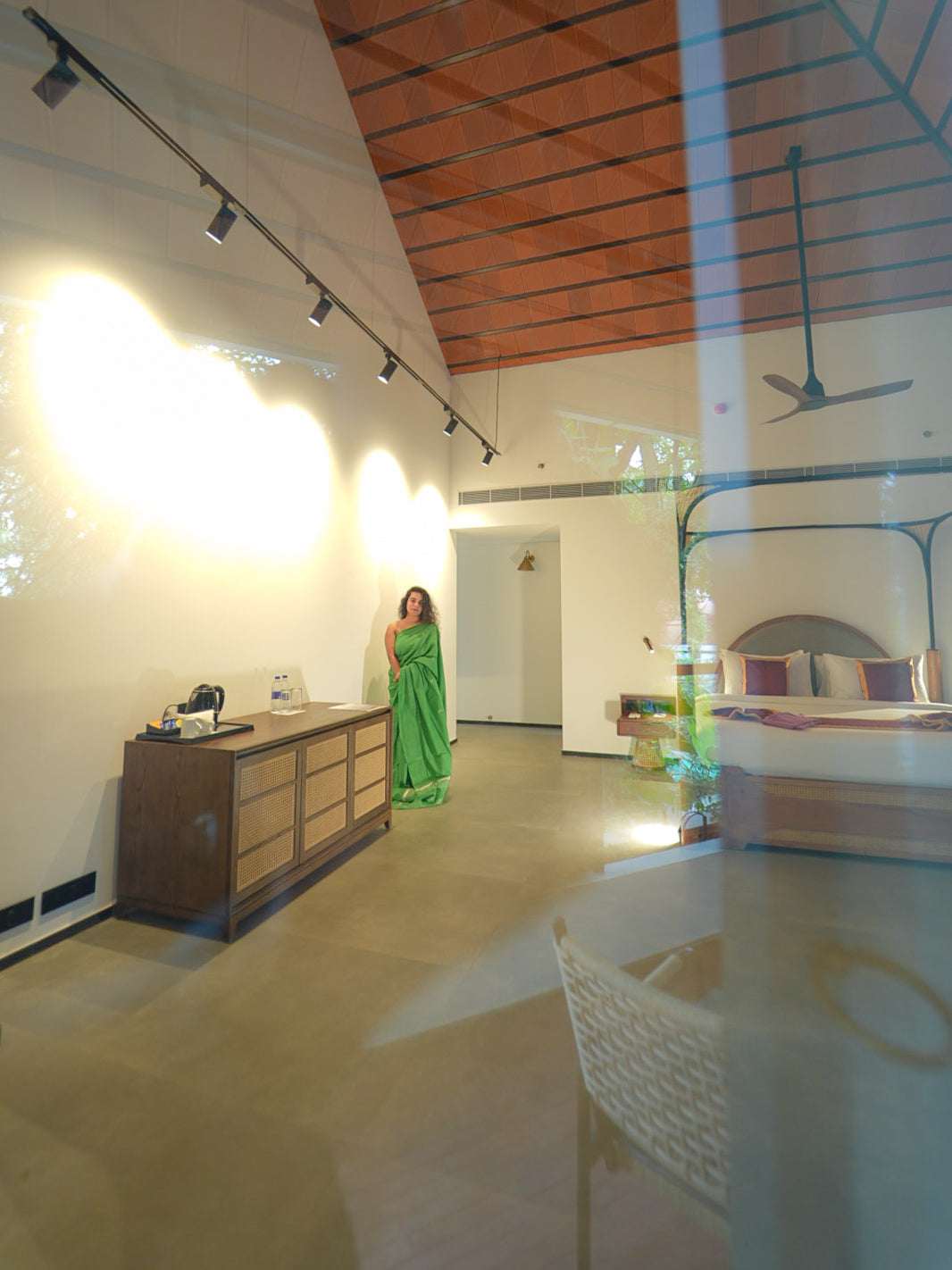 Helena Saree 6