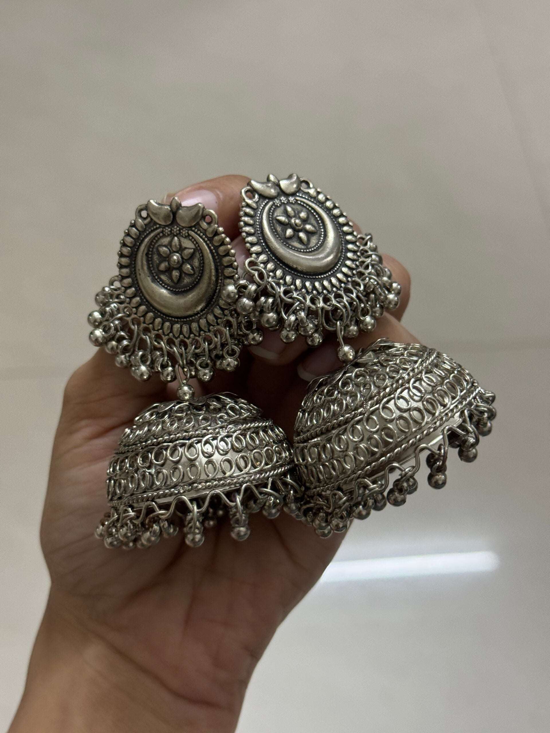 Jhumka jhumka