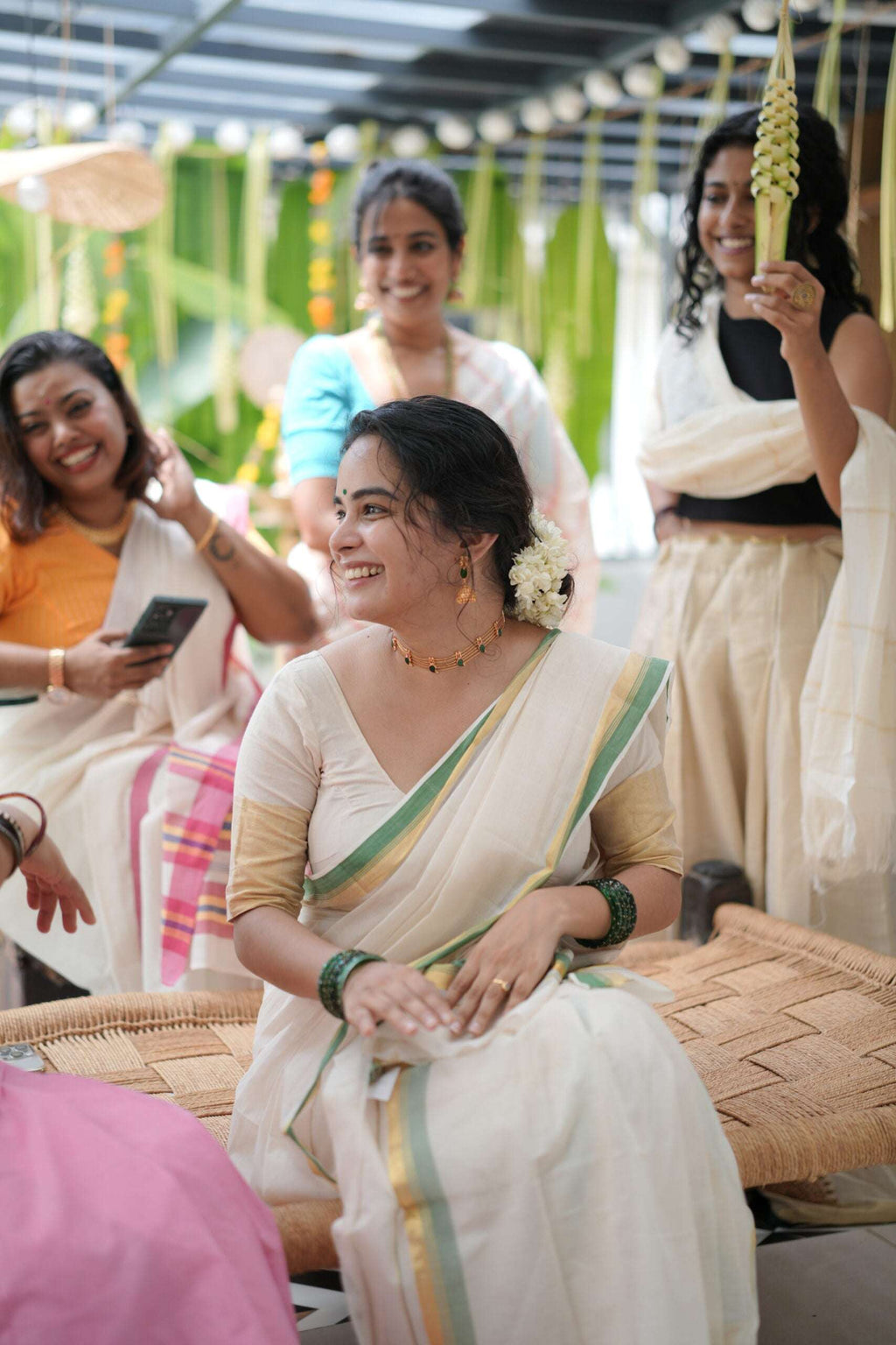 Green/golden Kasavu set mundu