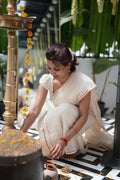 Red kara and golden kasavu set mundu