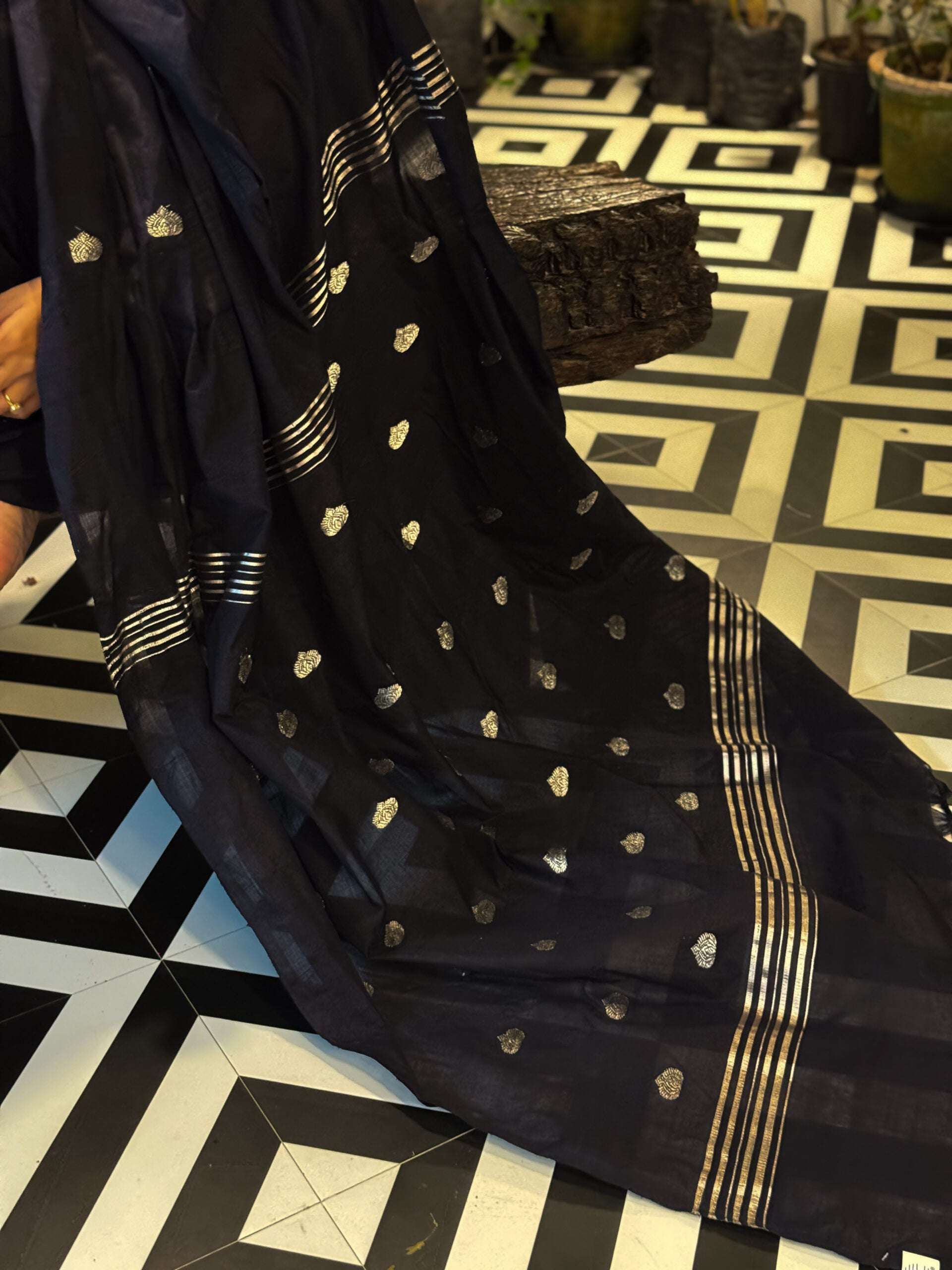 Adhipa Saree 5