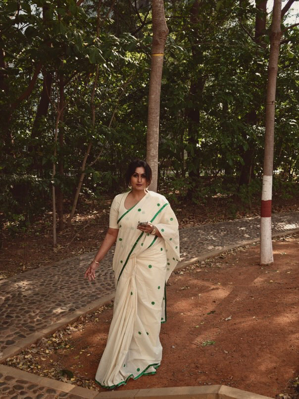 Green polka dots Saree 19