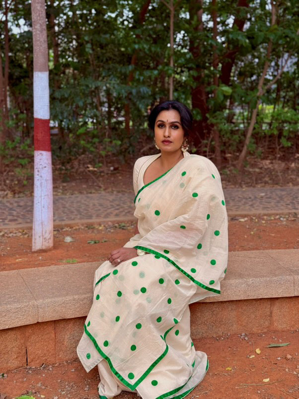 Green polka dots Saree 3