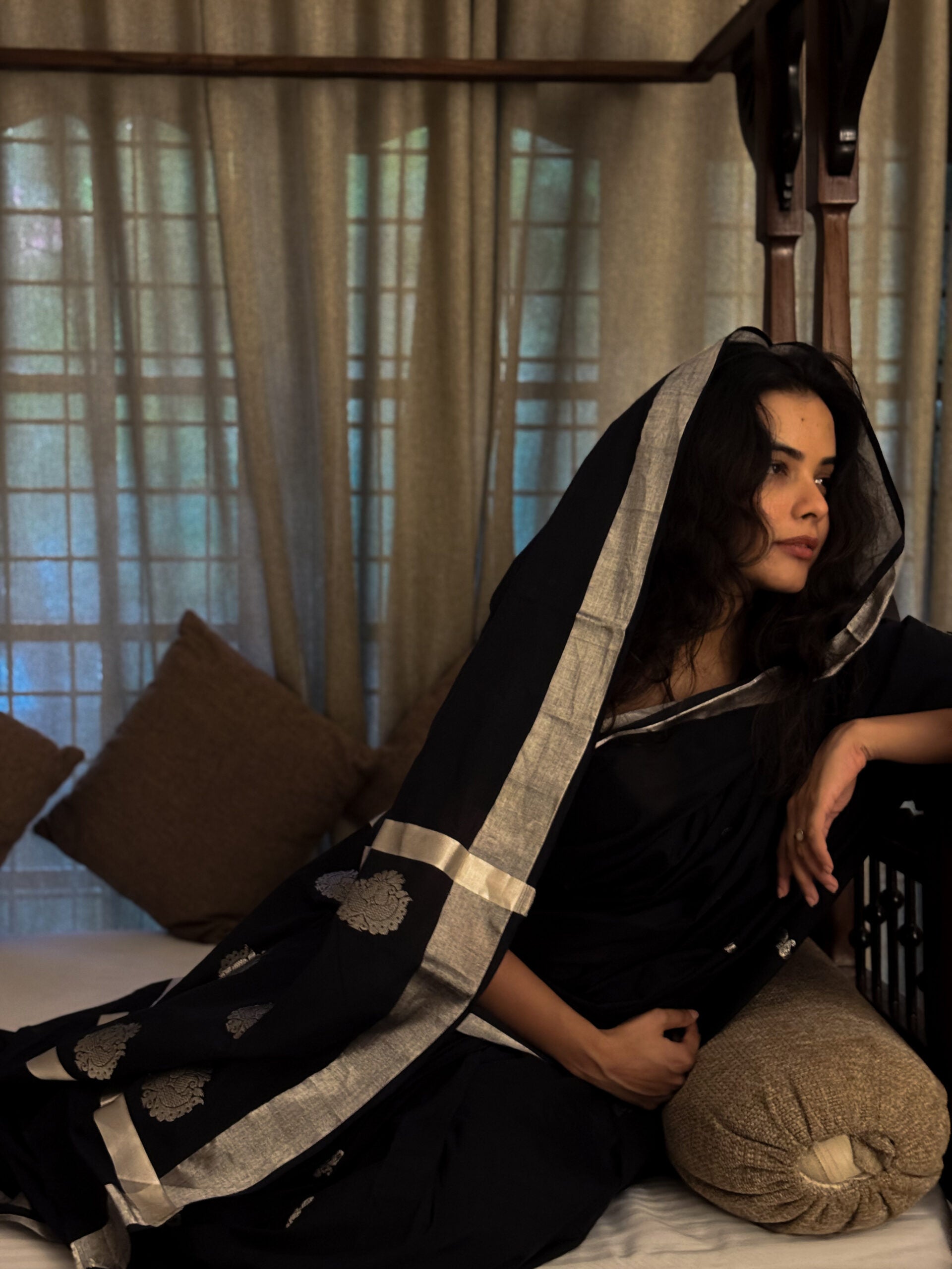Nilaavu Saree 5
