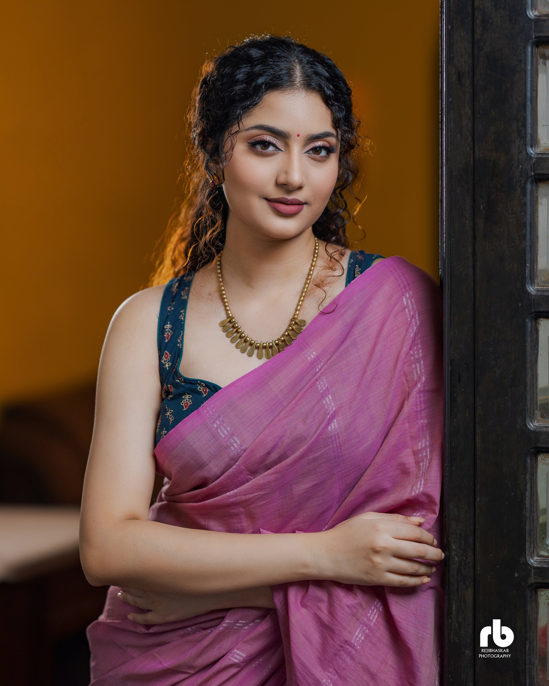 Naira Saree
