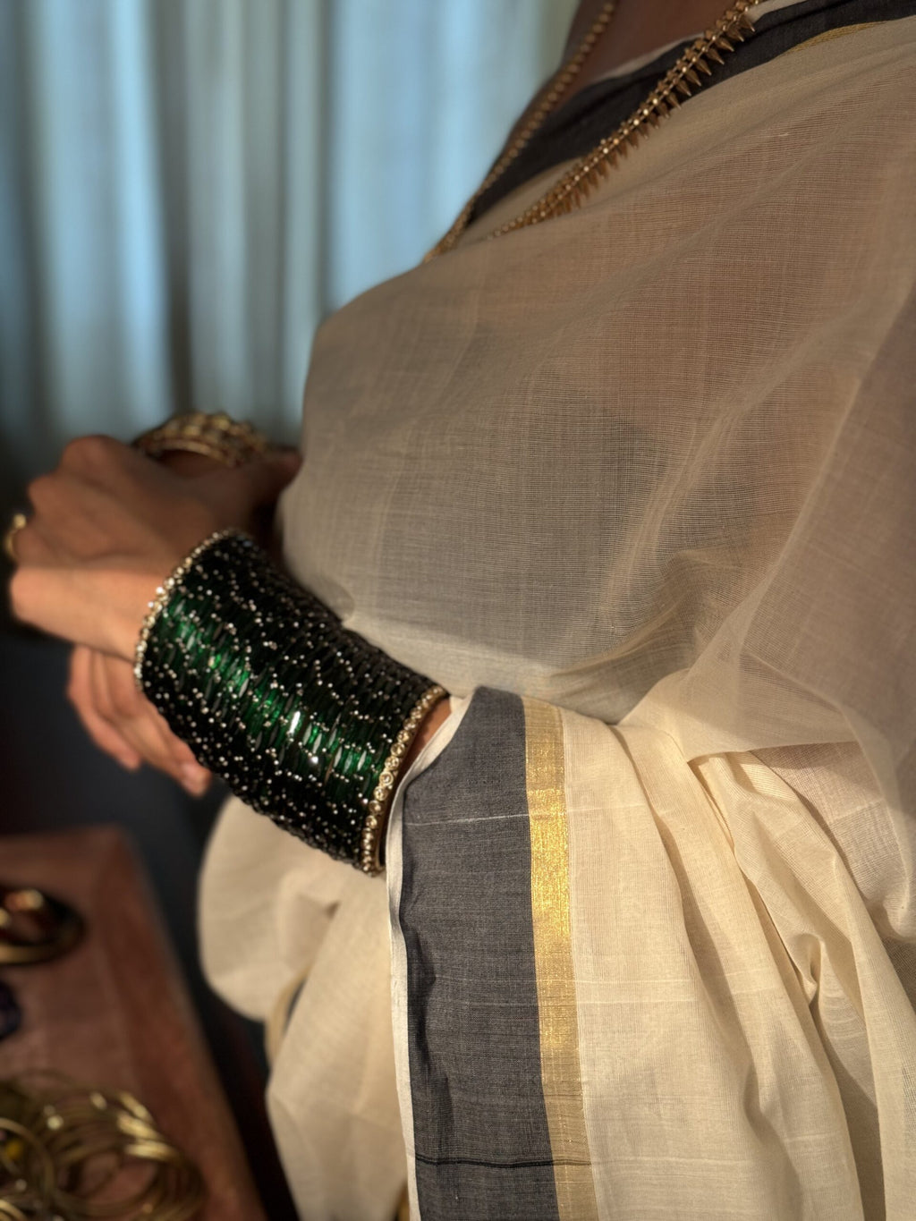 AARCHA SET MUNDU