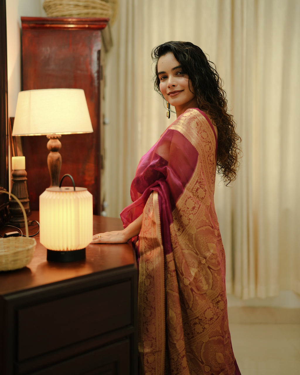 Ponveyil Saree