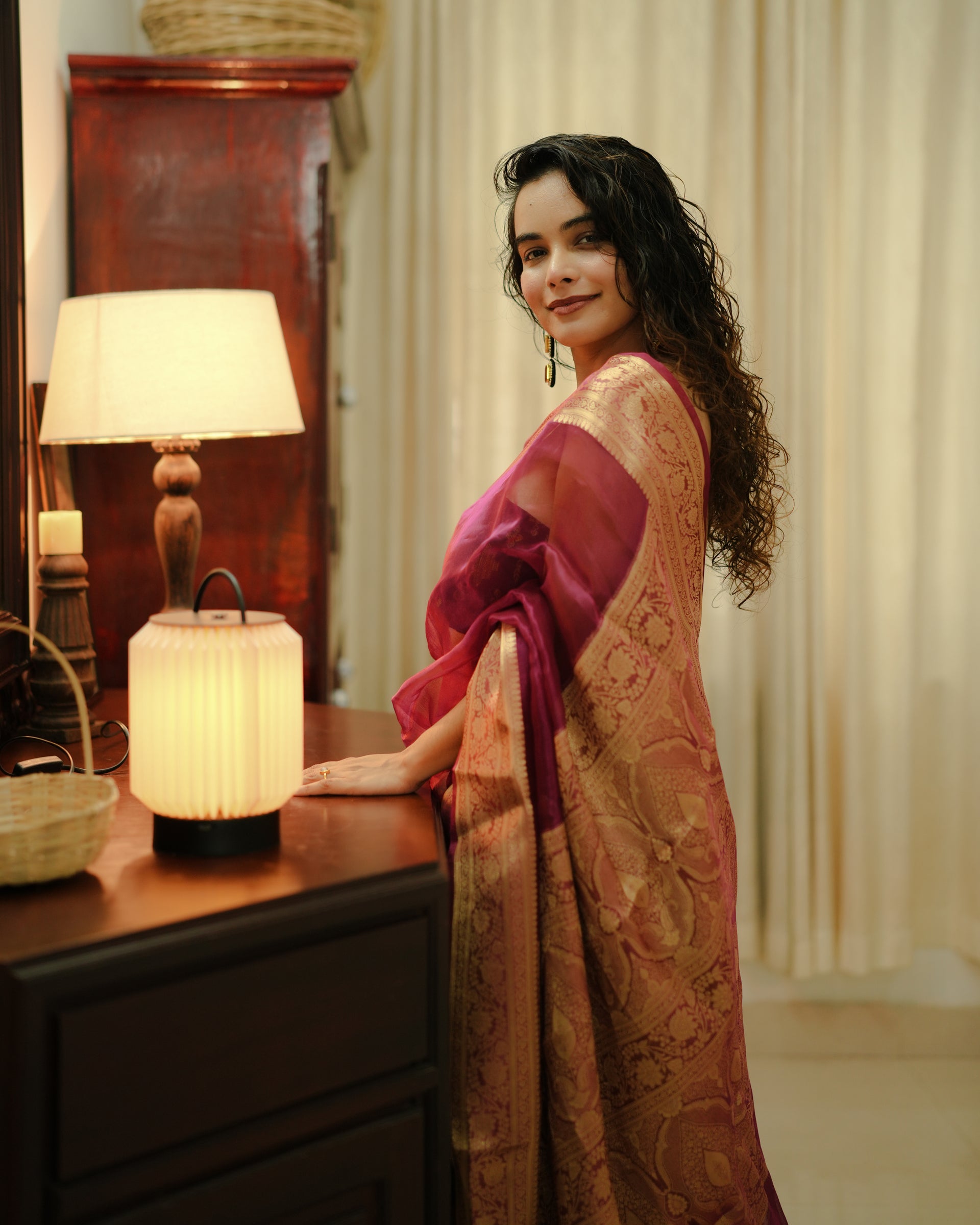 Ponveyil Saree
