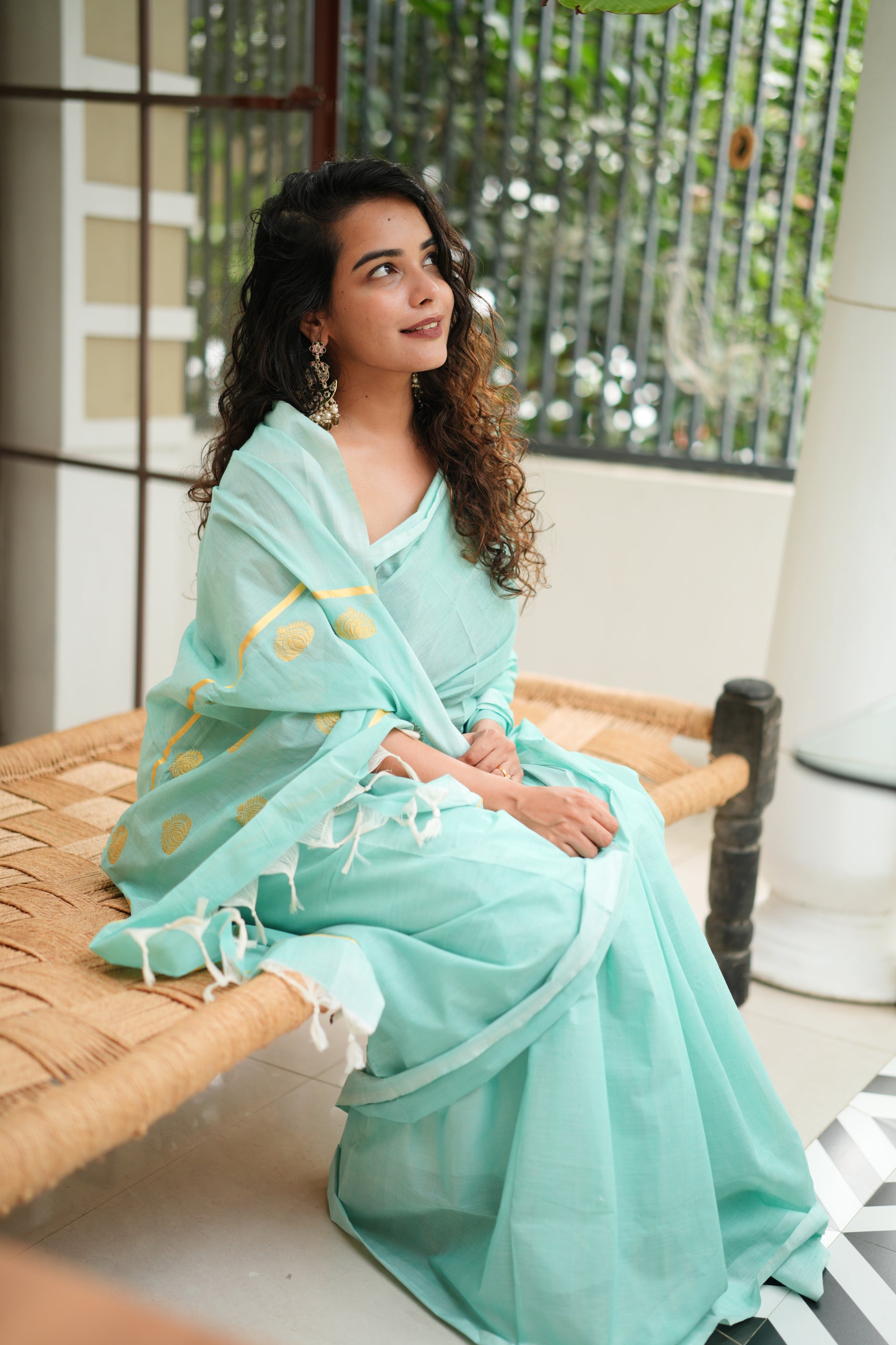 Neela Saree