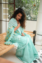 Neela Saree