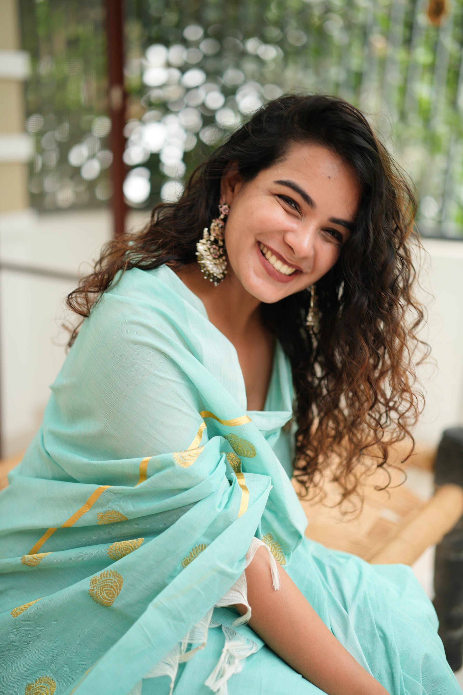 Neela Saree