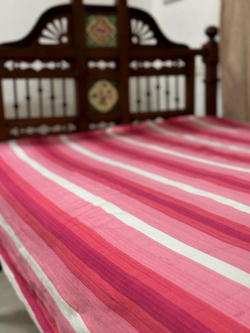 Handloom satin bed sheet