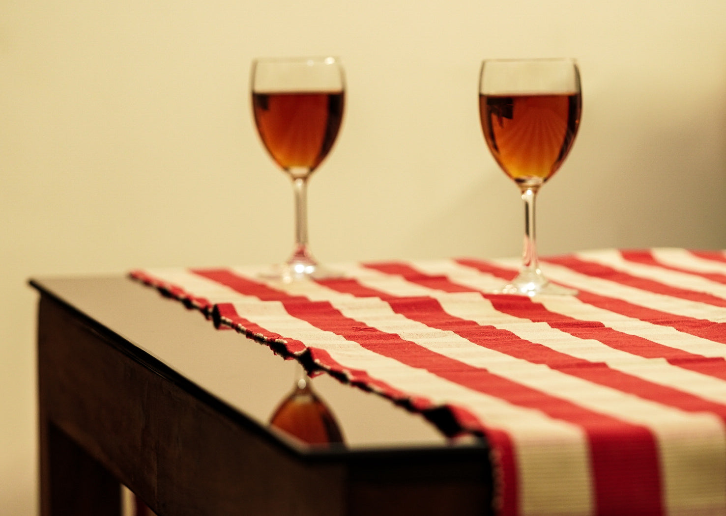Handloom table cover 3
