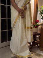 Kerala traditional kasavu Saree