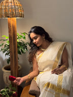 Kerala traditional kasavu Saree