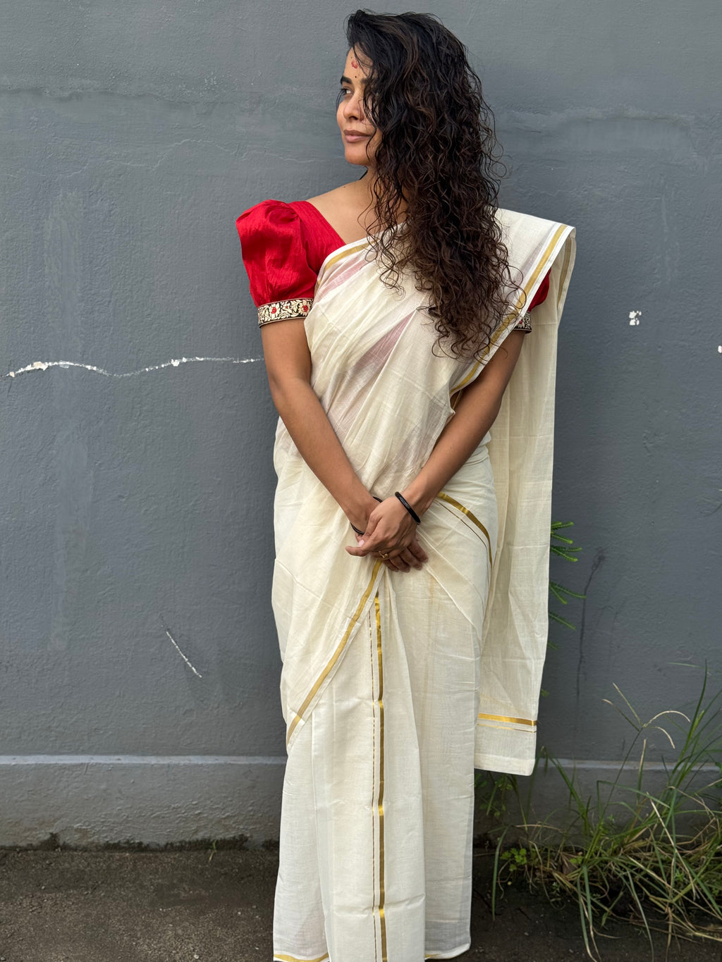 Kasavu set mundu