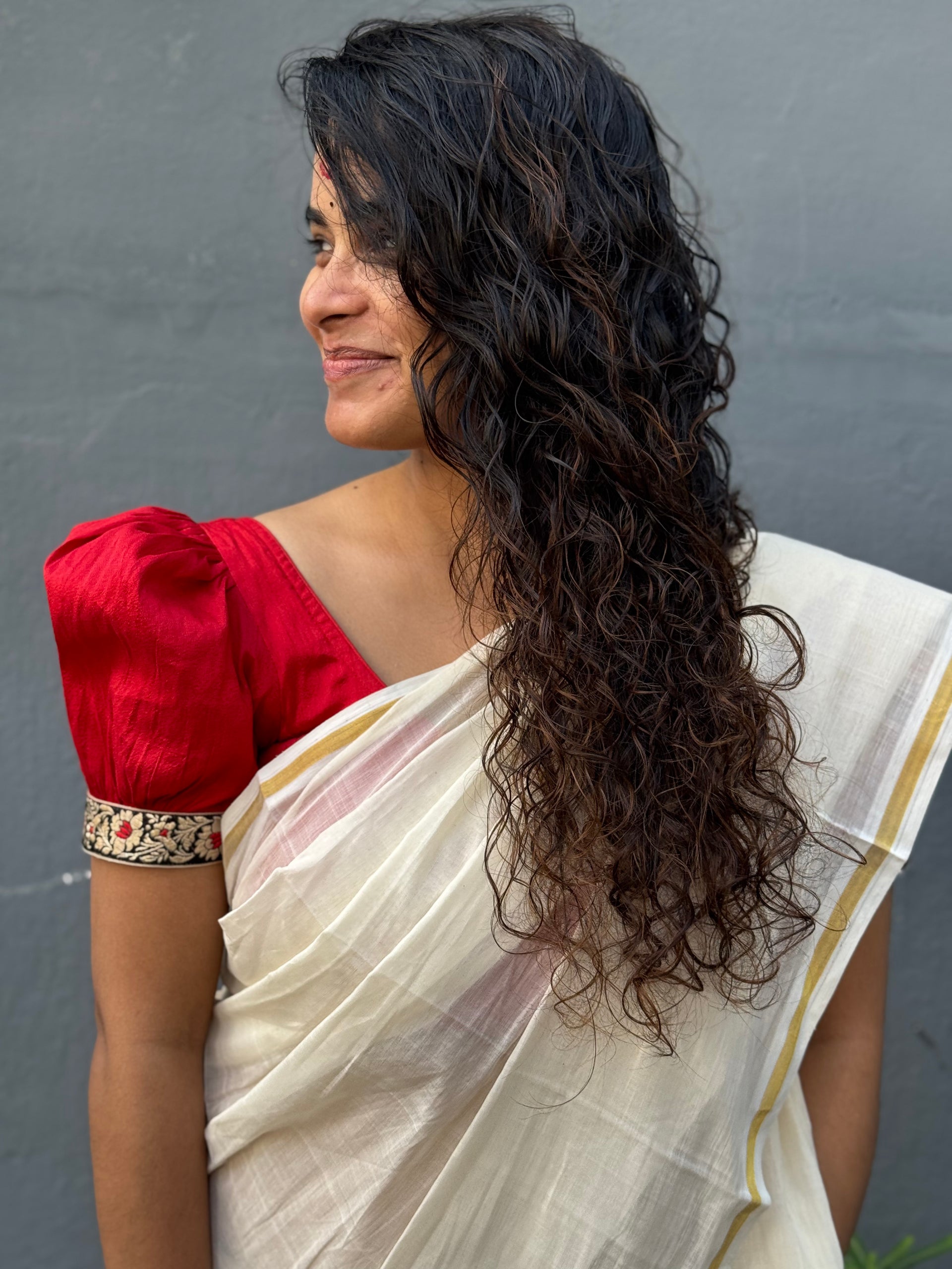 Kasavu set mundu