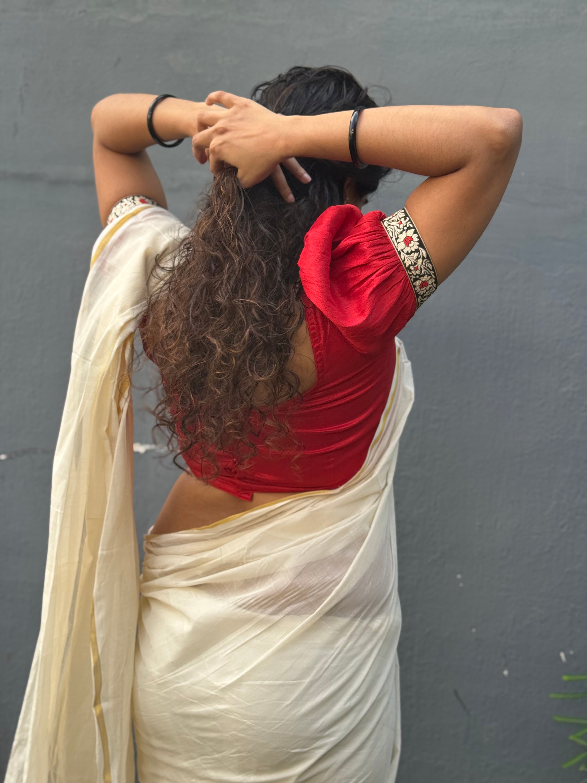 Kasavu set mundu
