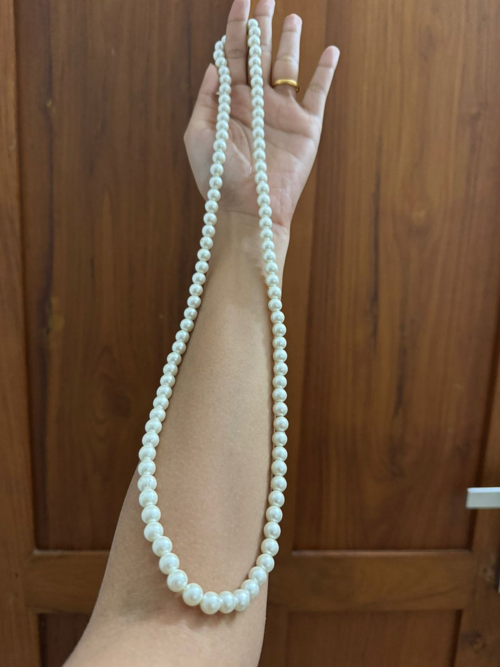 White long muthumaala 2